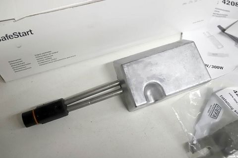 Image 2/7