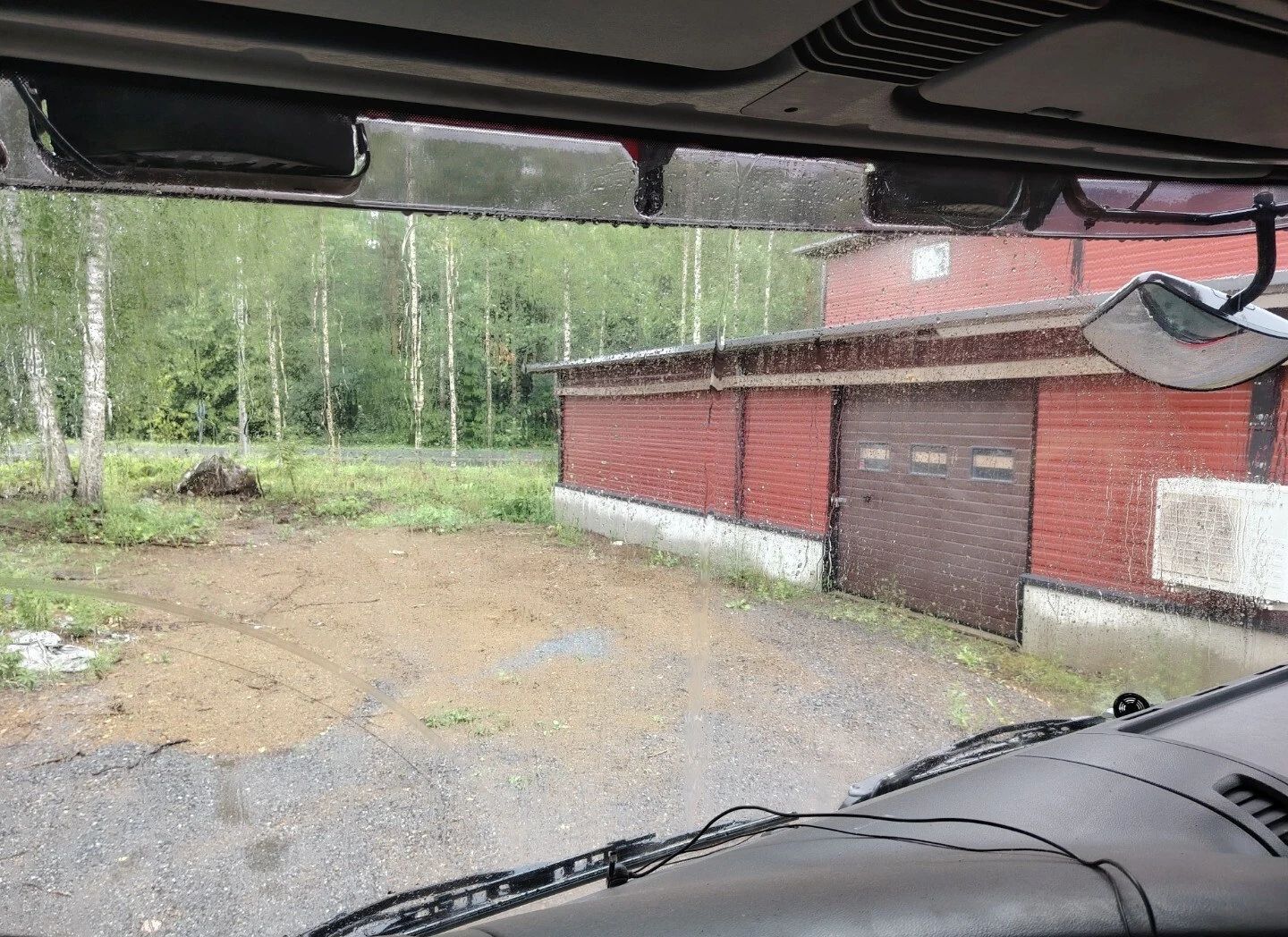 Image 11/24
