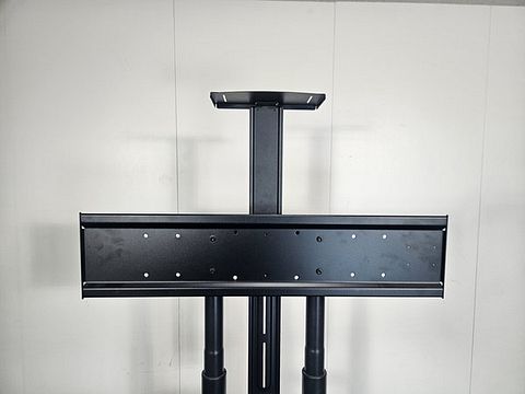 Image 3/17