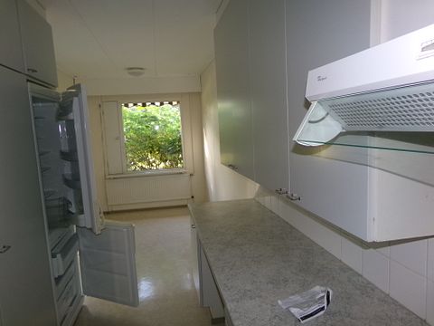Image 5/9