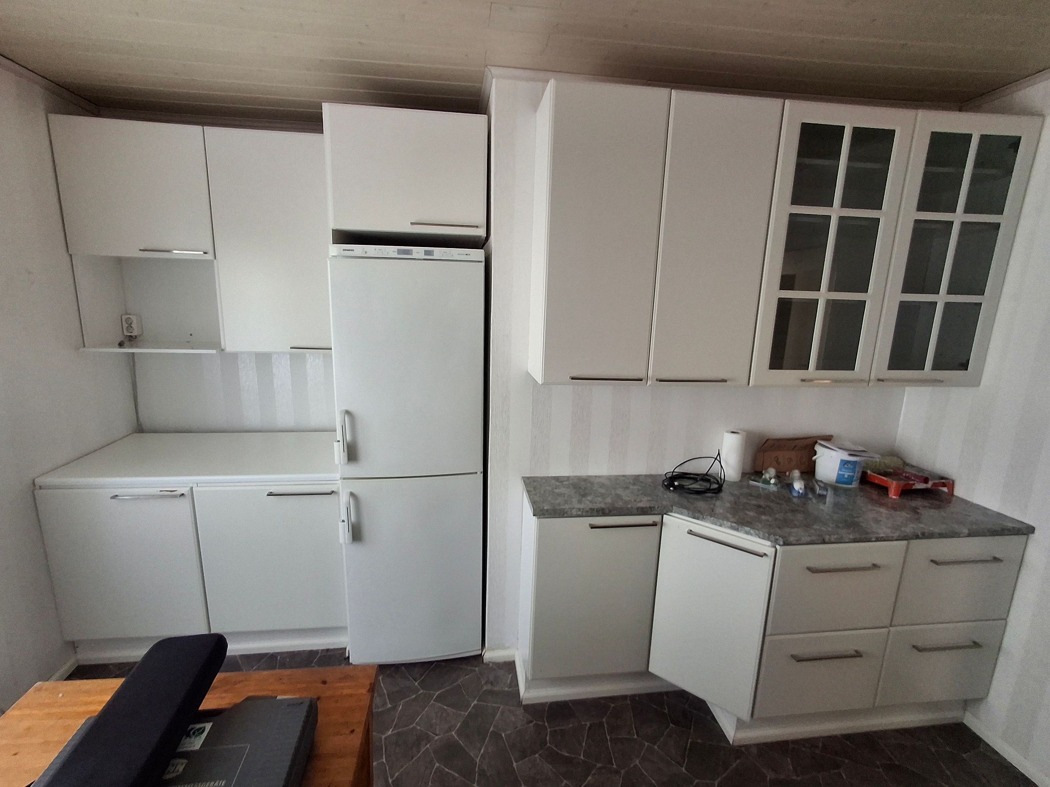Image 7/42