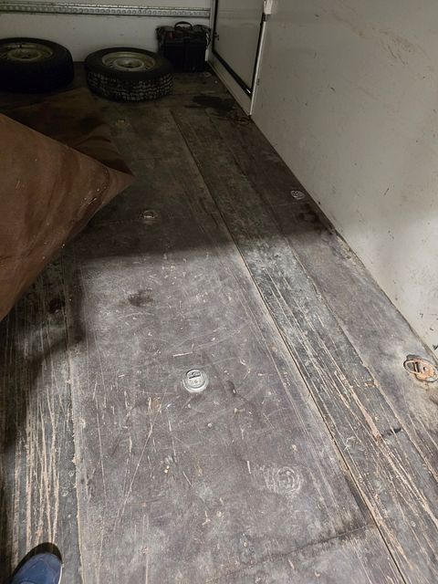 Image 16/23