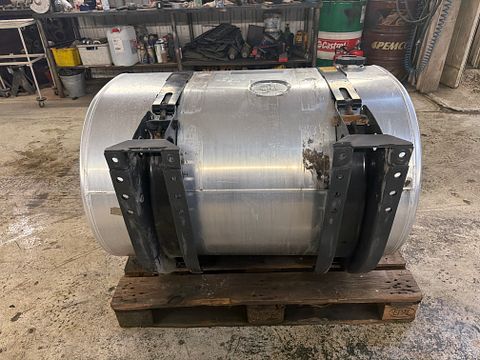 Image 3/5