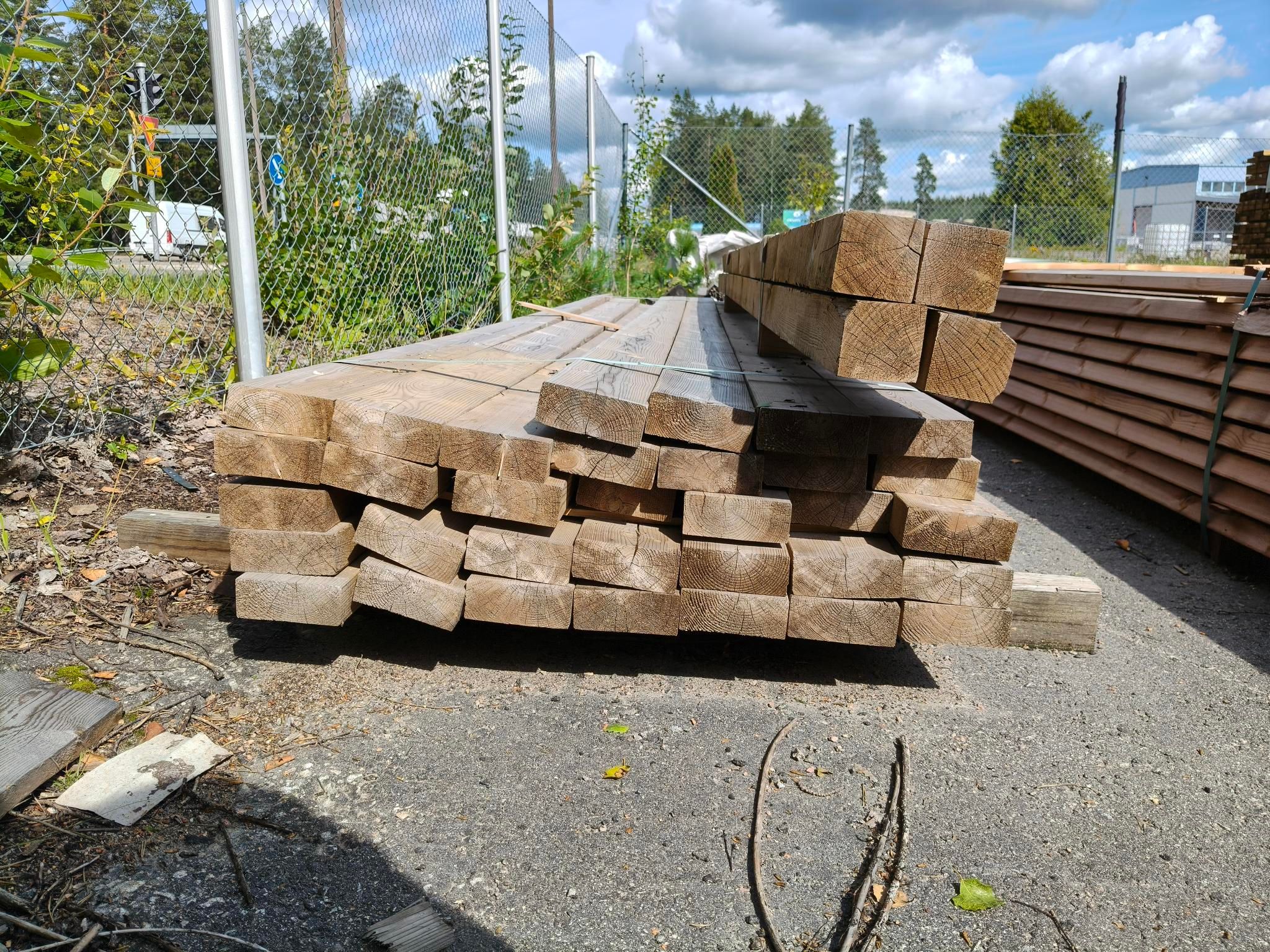 Image 2/3