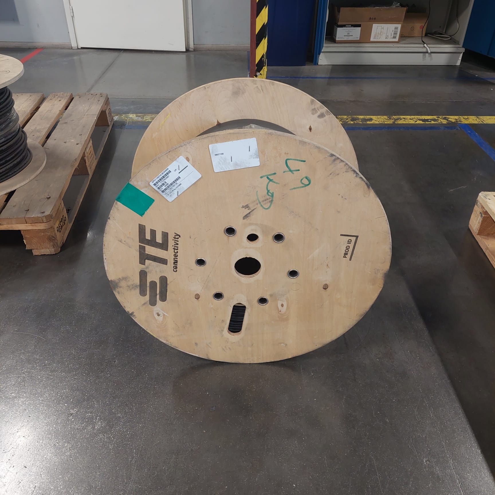 Image 1/2