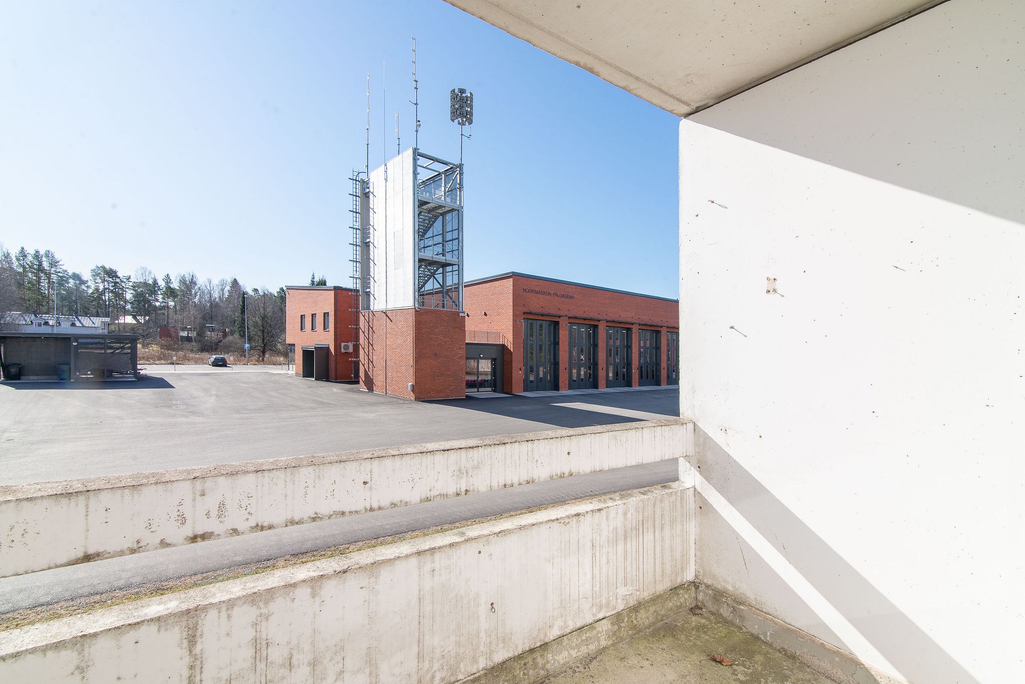 Image 11/22