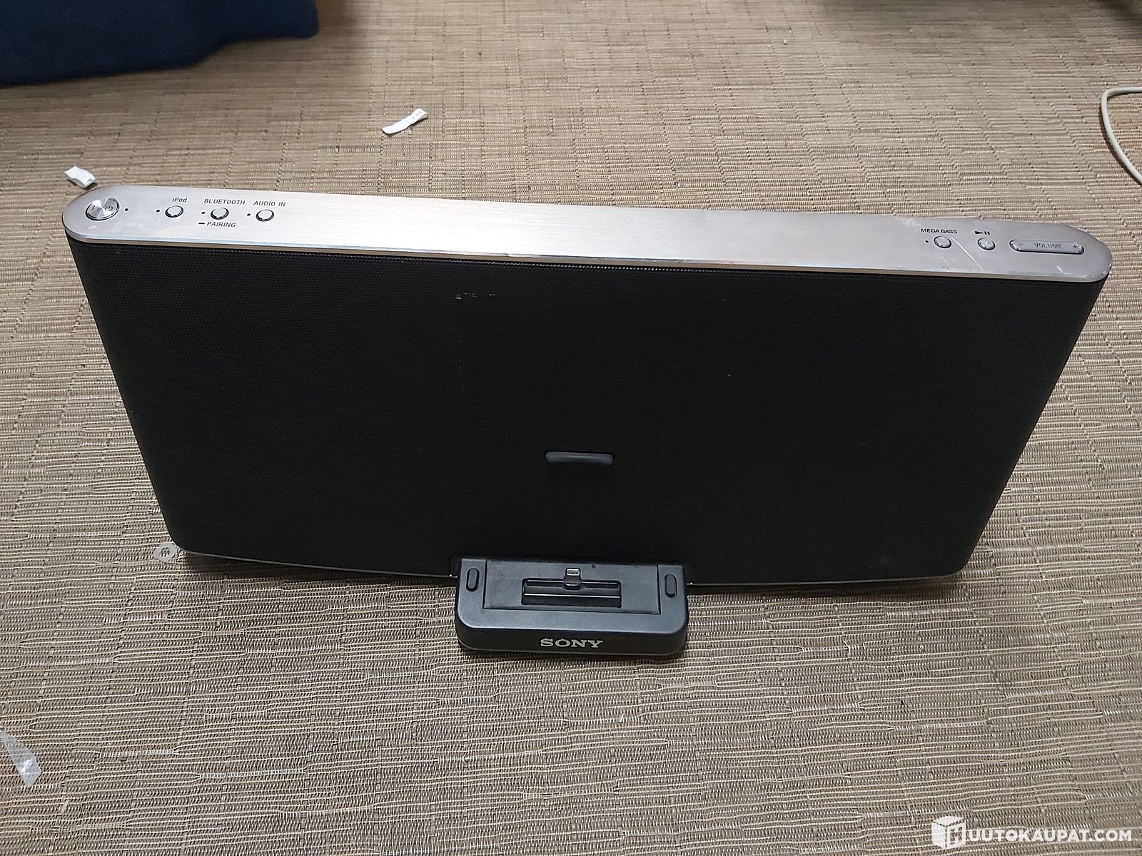 Sony RDP-X200IPN -kaiutin, Musta/Harmaa, Helsinki | Huutokaupat.com