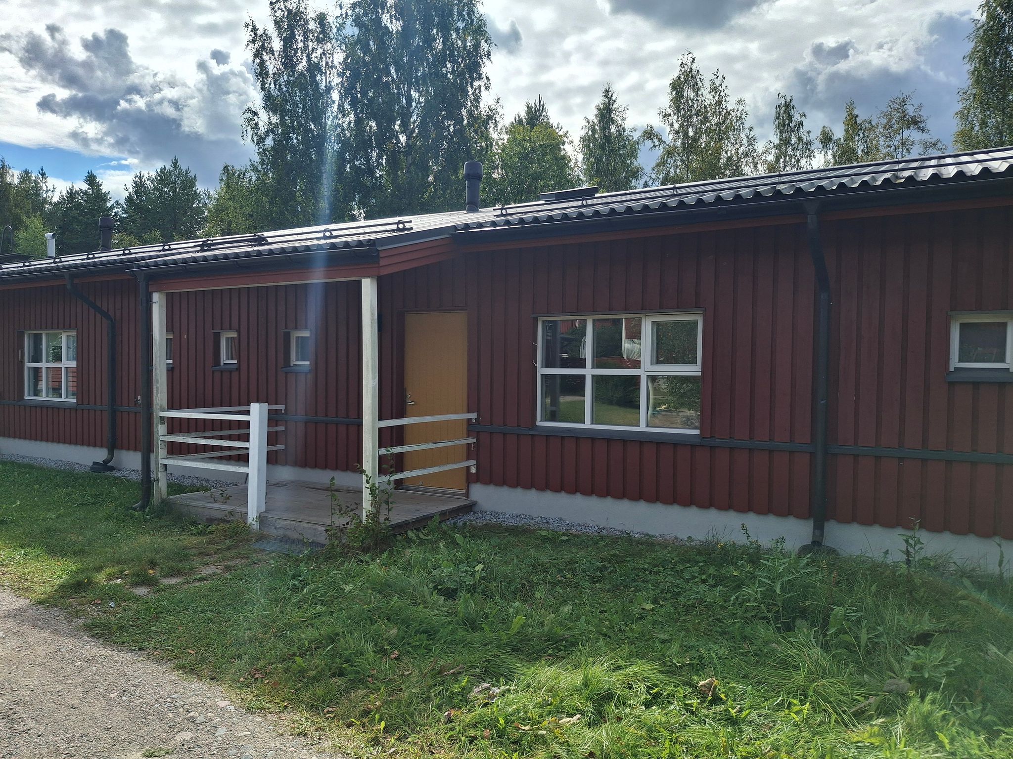 Image 1/17