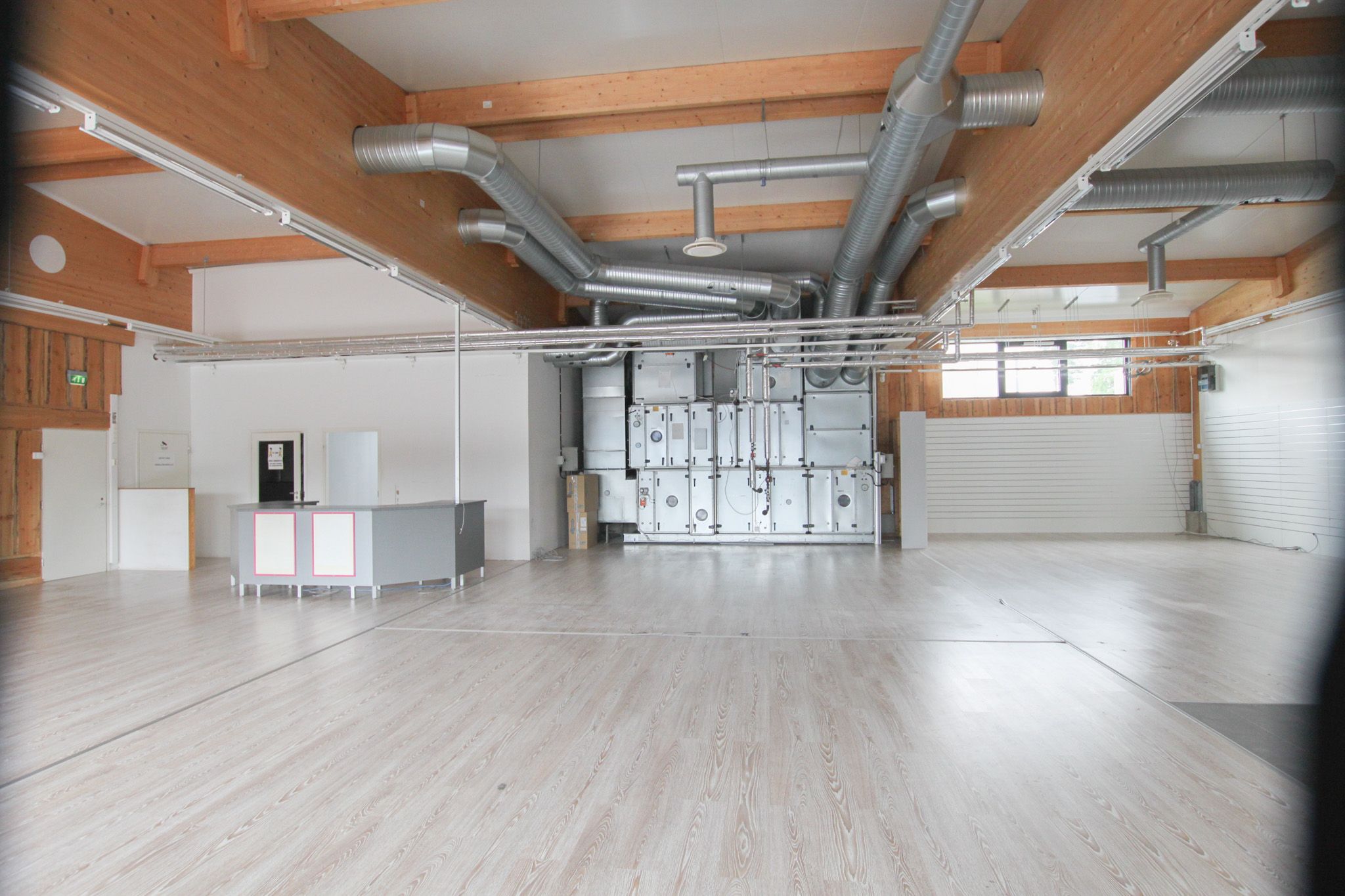 Image 11/38