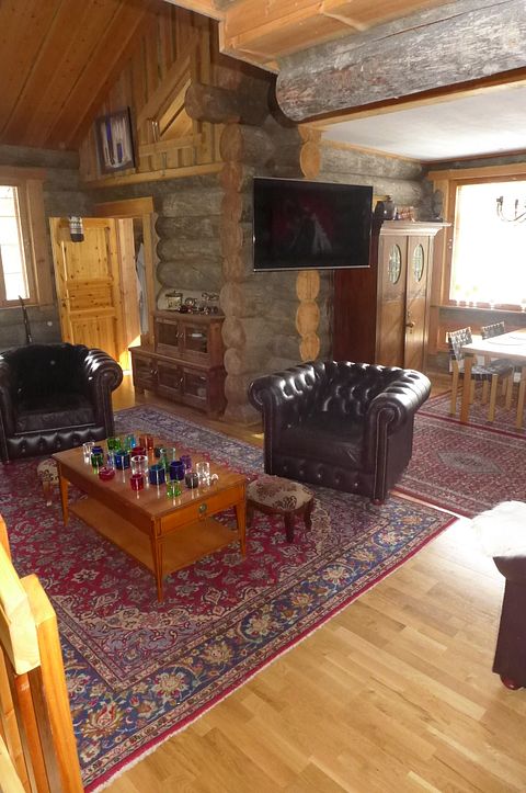 Image 11/27