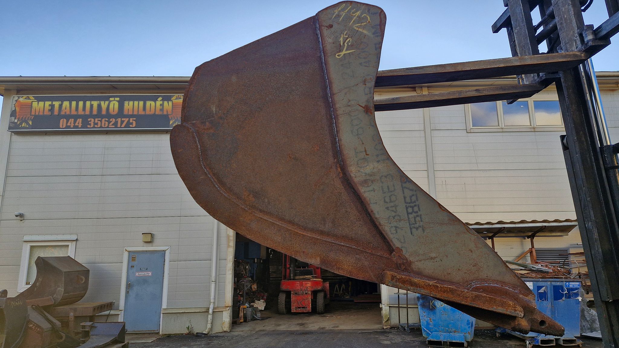 Image 26/28