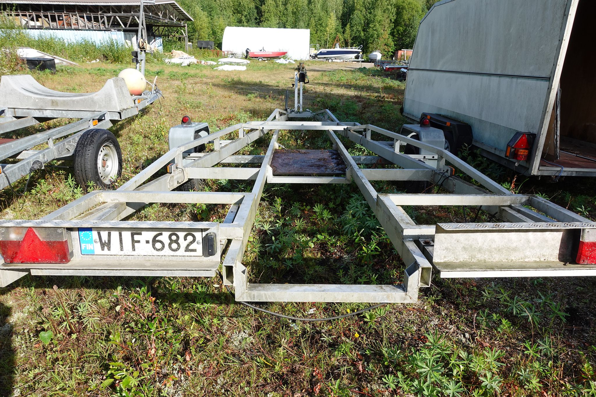 Image 4/6
