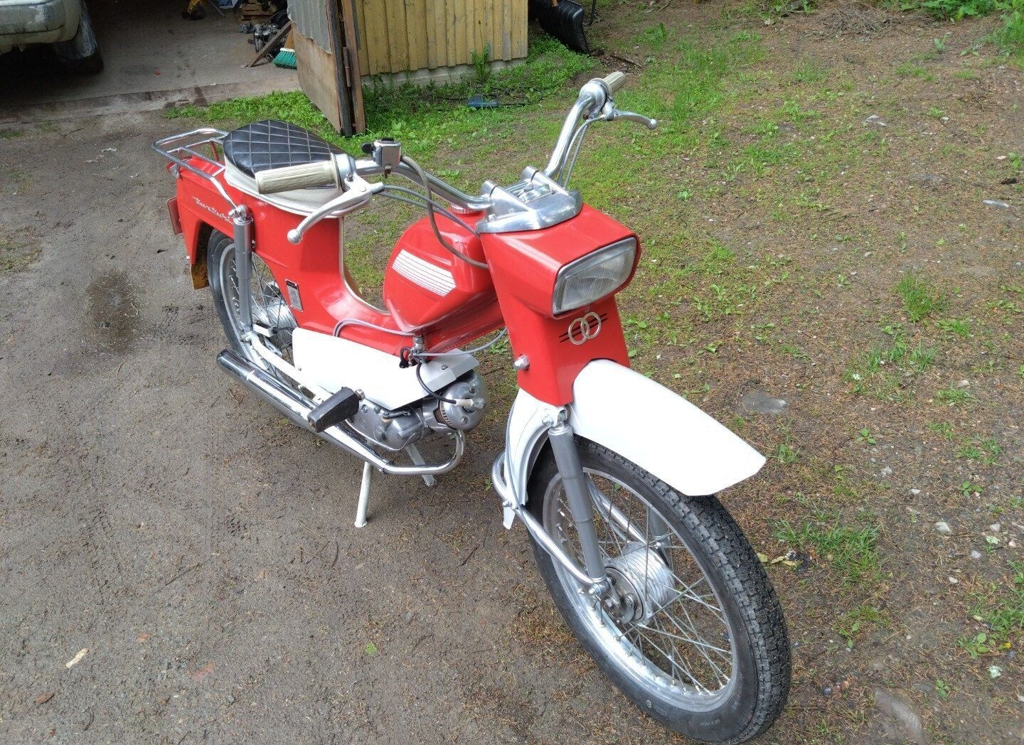 Image 3/9