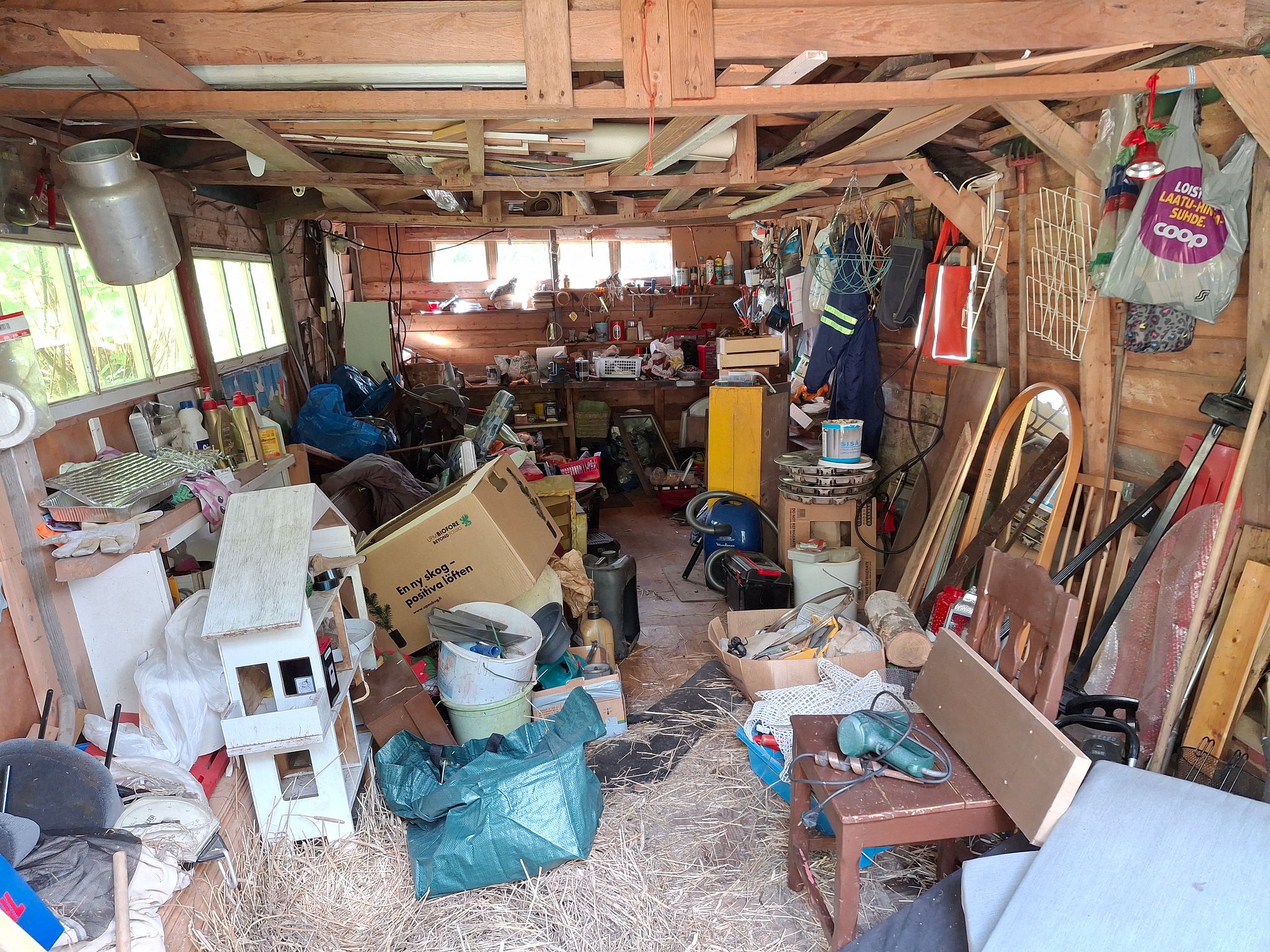 Image 15/17