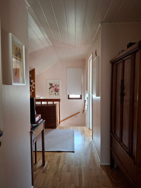 Image 23/36