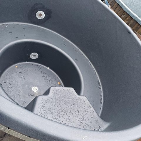 Image 8/8