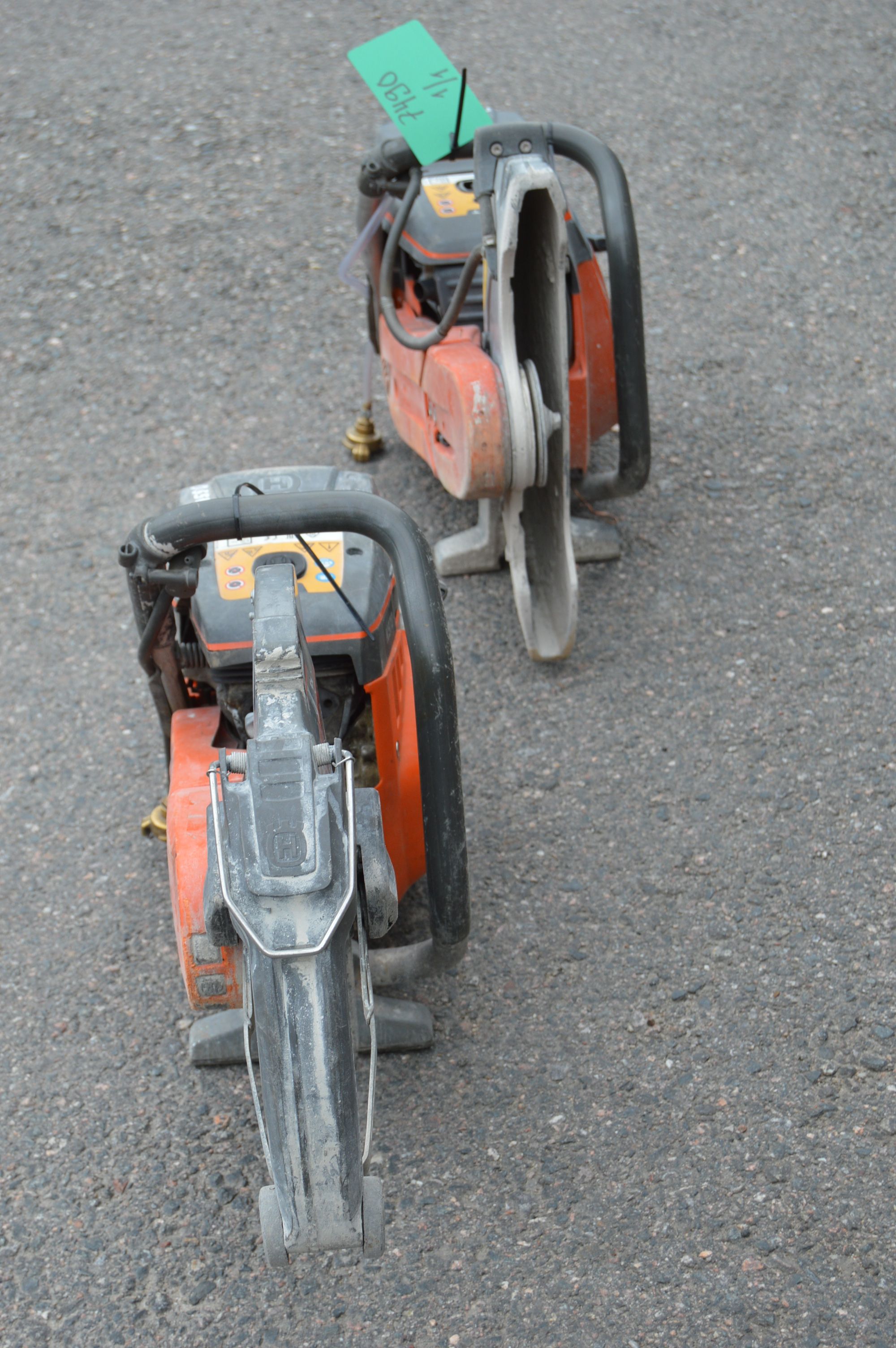 Image 6/12