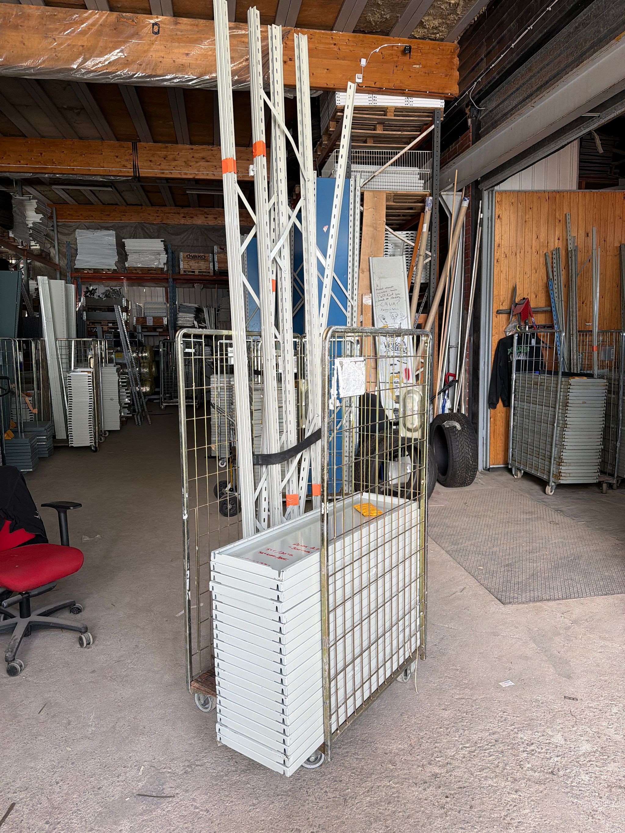 Image 1/7
