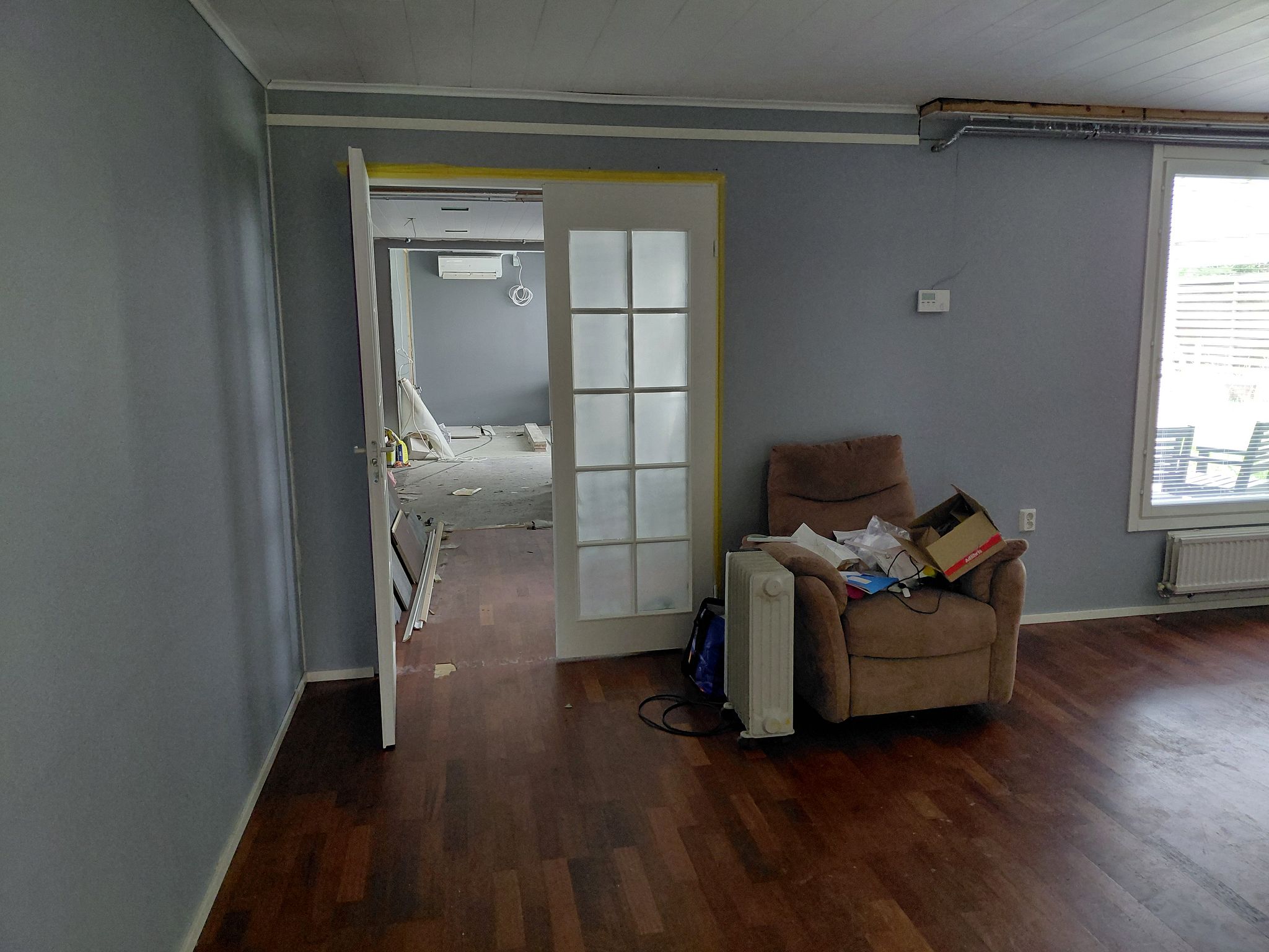 Image 25/46