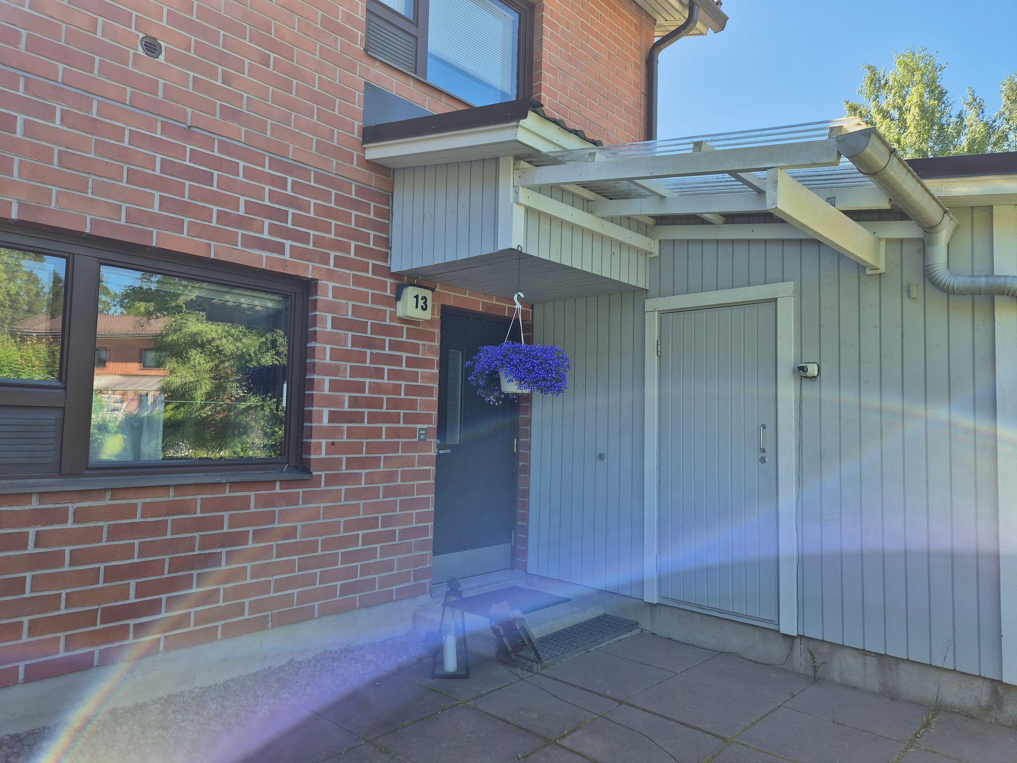 Image 11/35