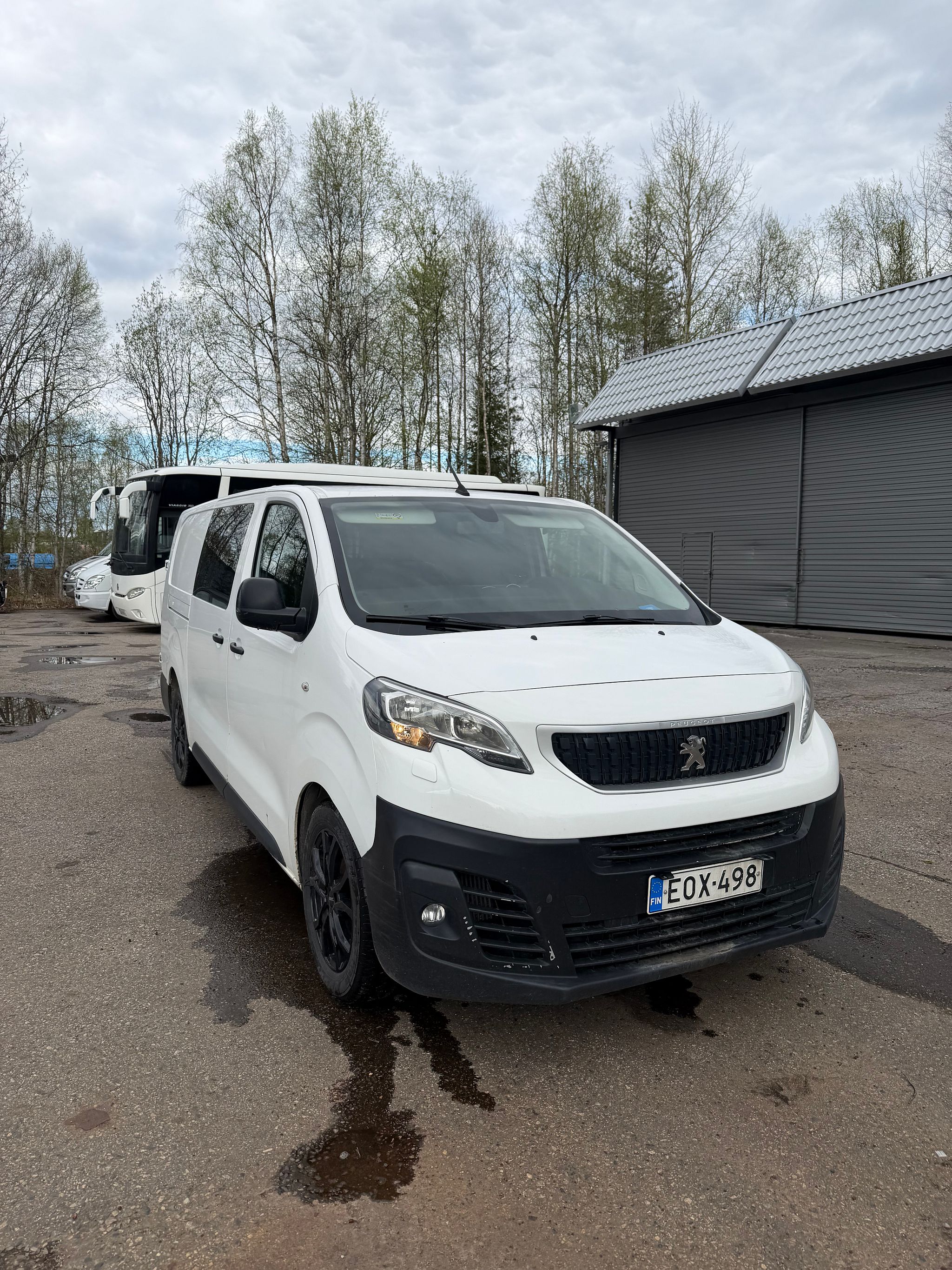 Image 1/12