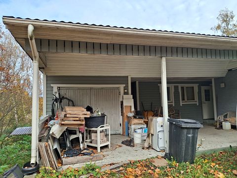 Image 7/44