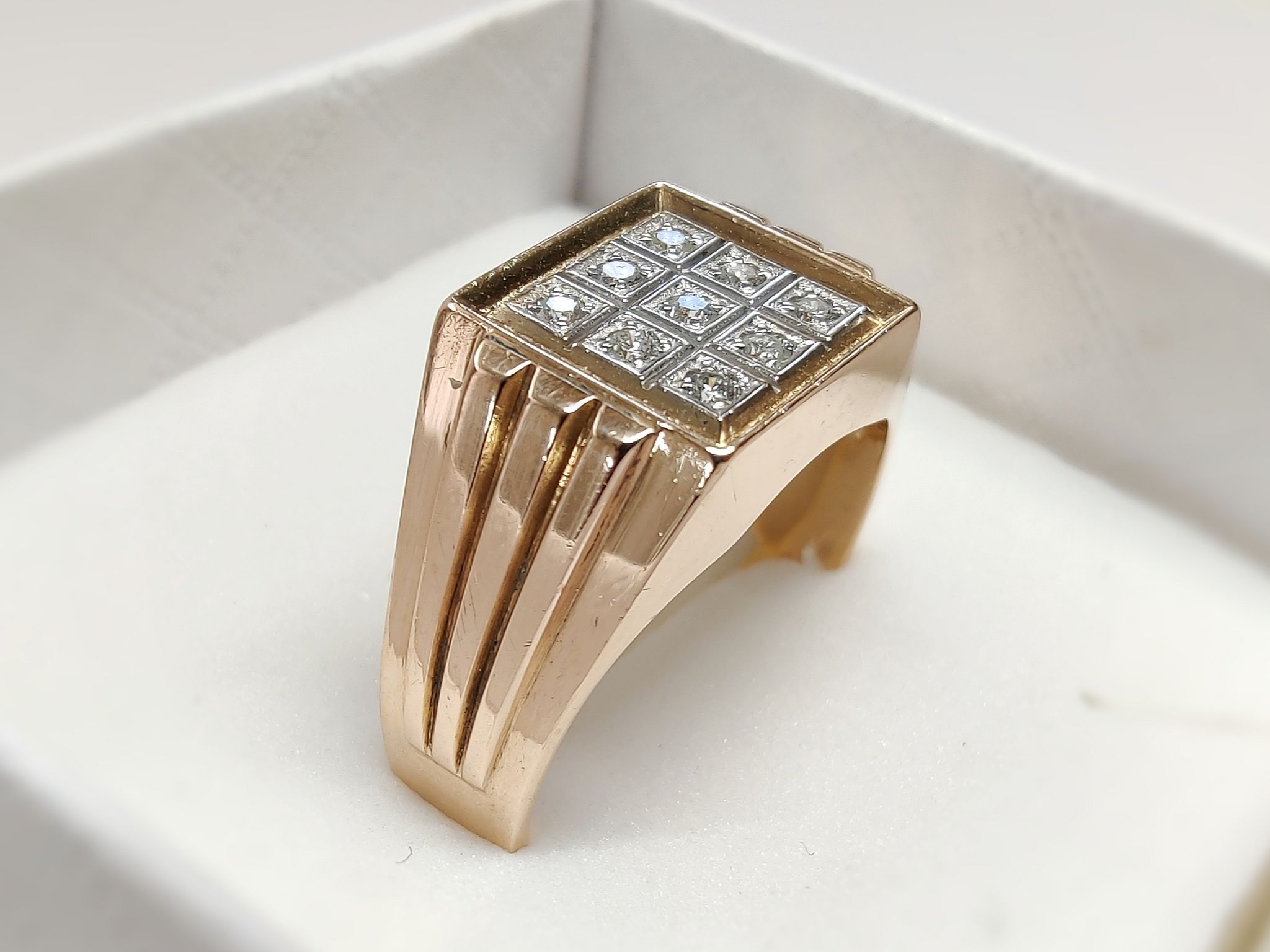 Image 7/8