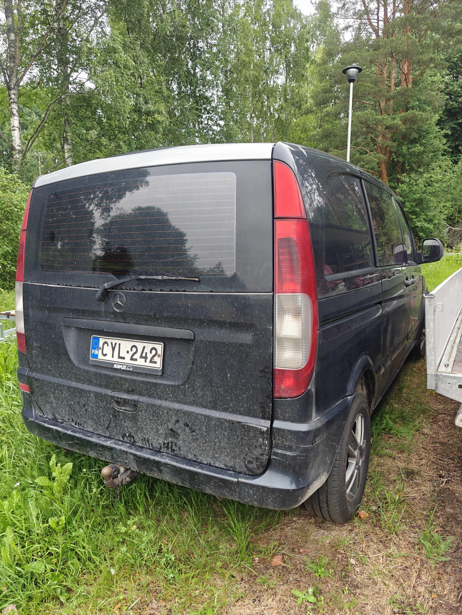Image 2/6
