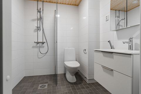 Image 3/7