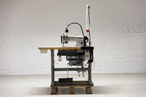 Image 2/28
