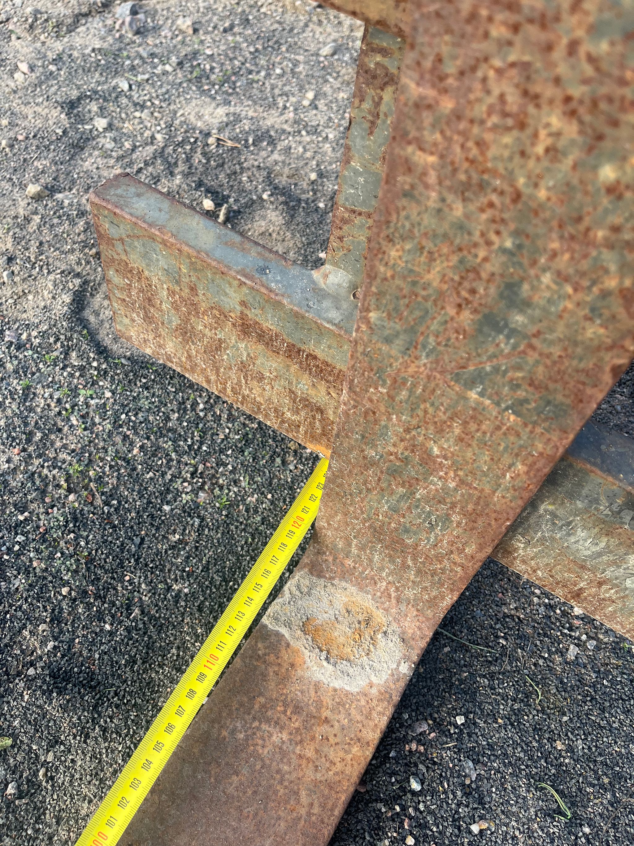 Image 3/5