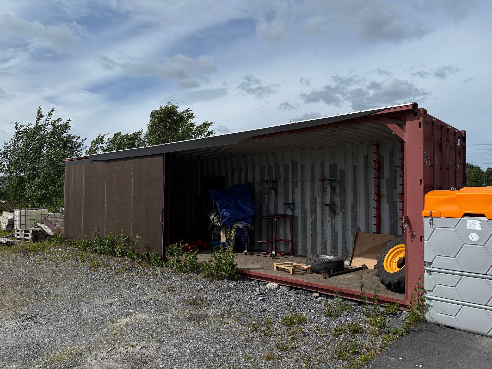 Image 6/26