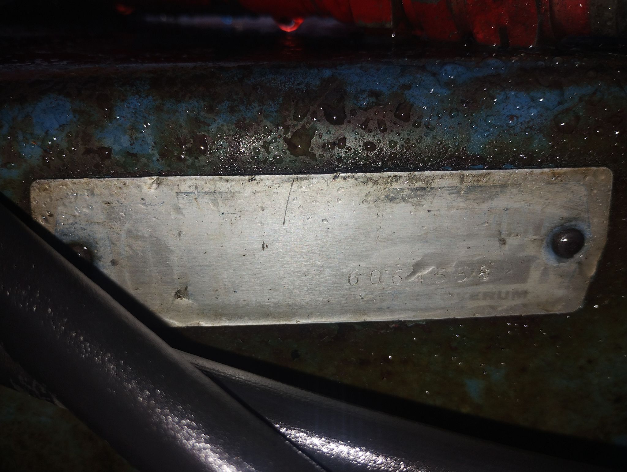Image 6/6