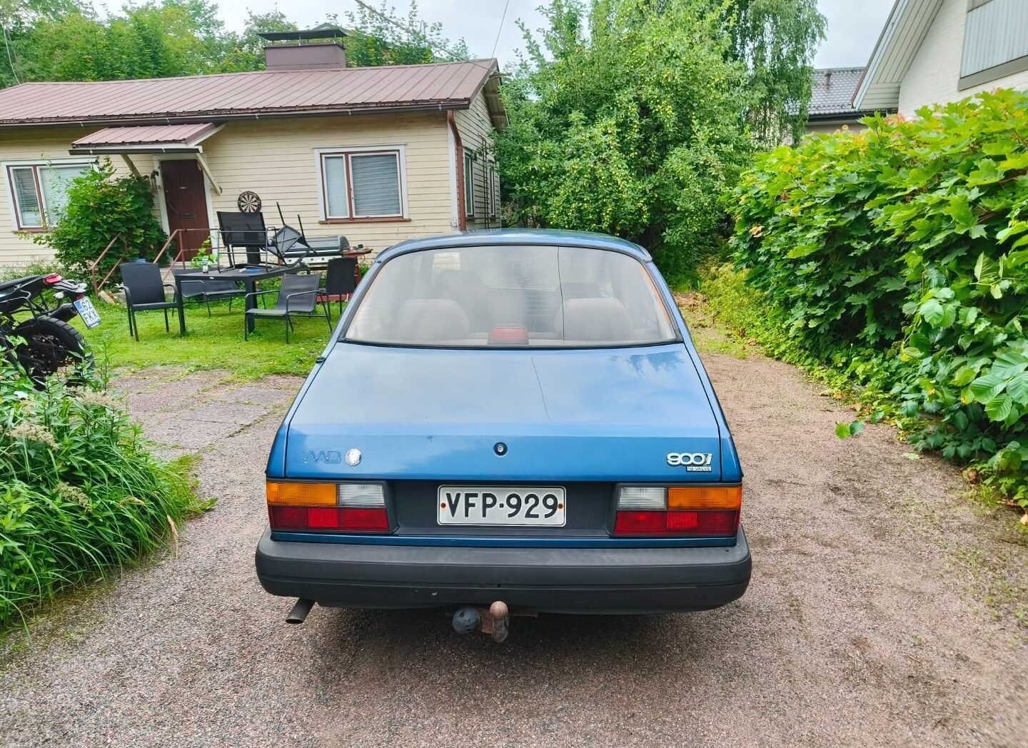 Image 4/10