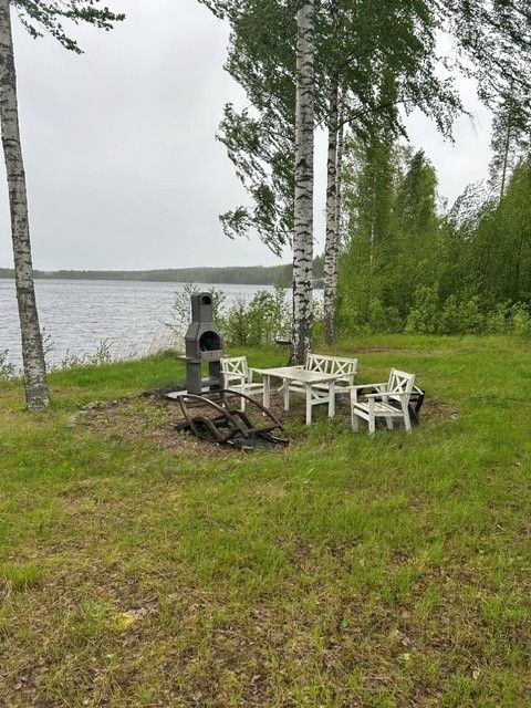 Image 15/25