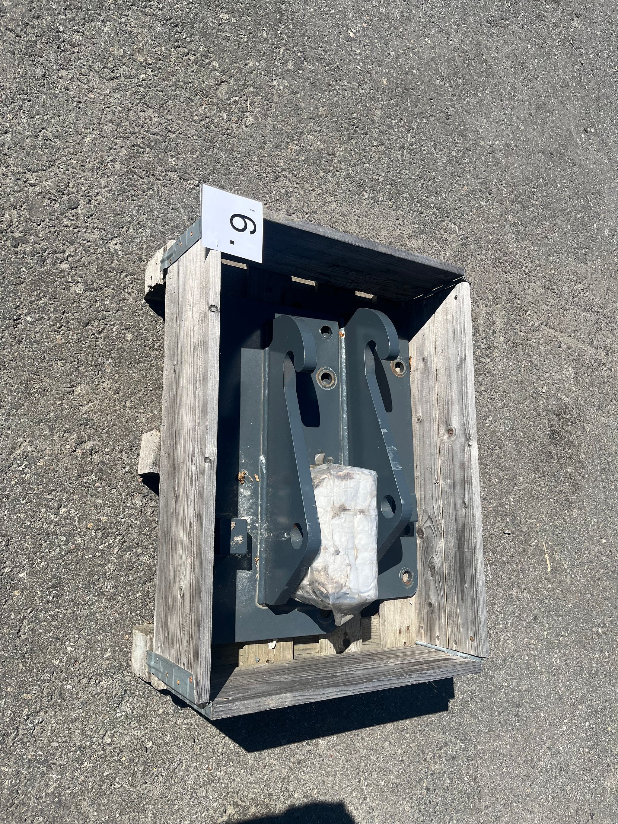 Image 1/3