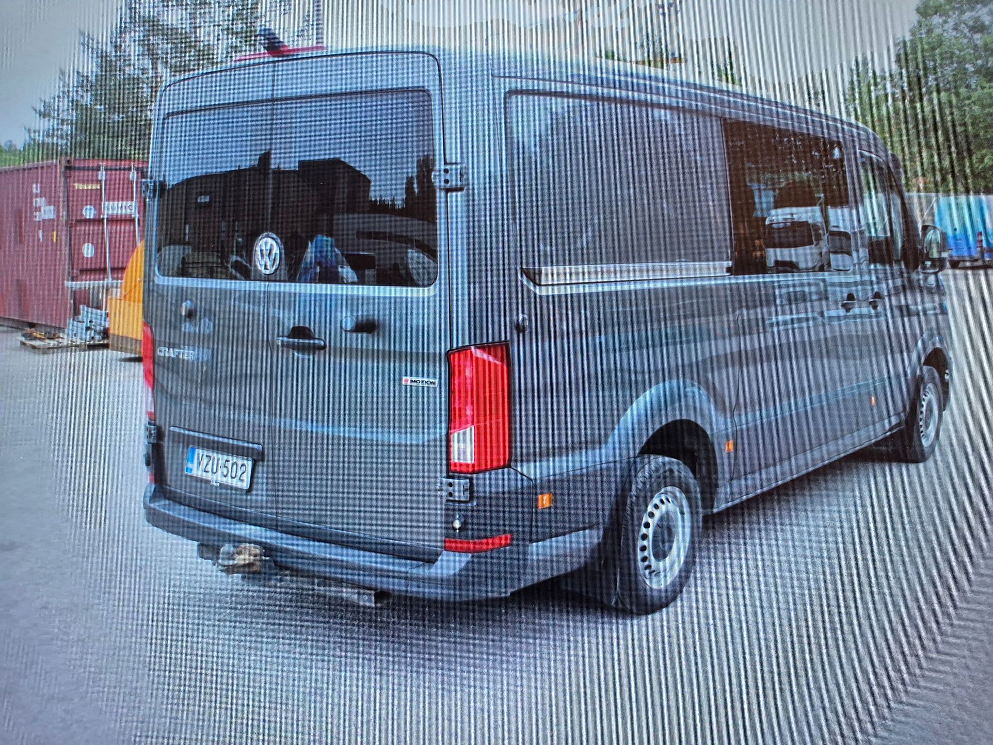 Image 5/10