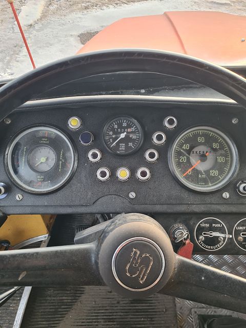 Image 6/20
