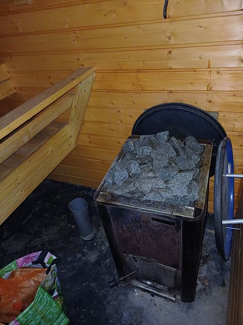 Image 35/44