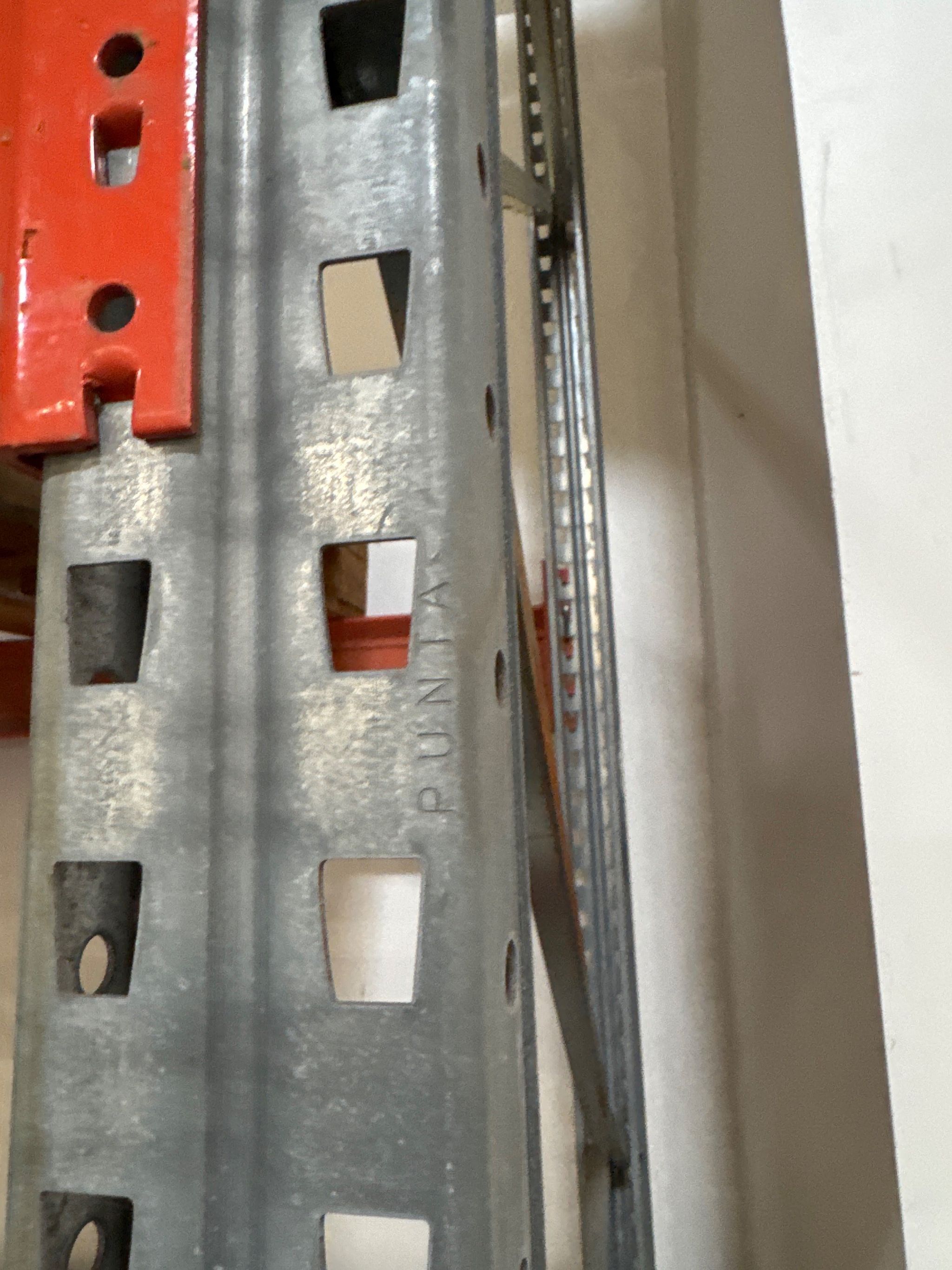 Image 6/7