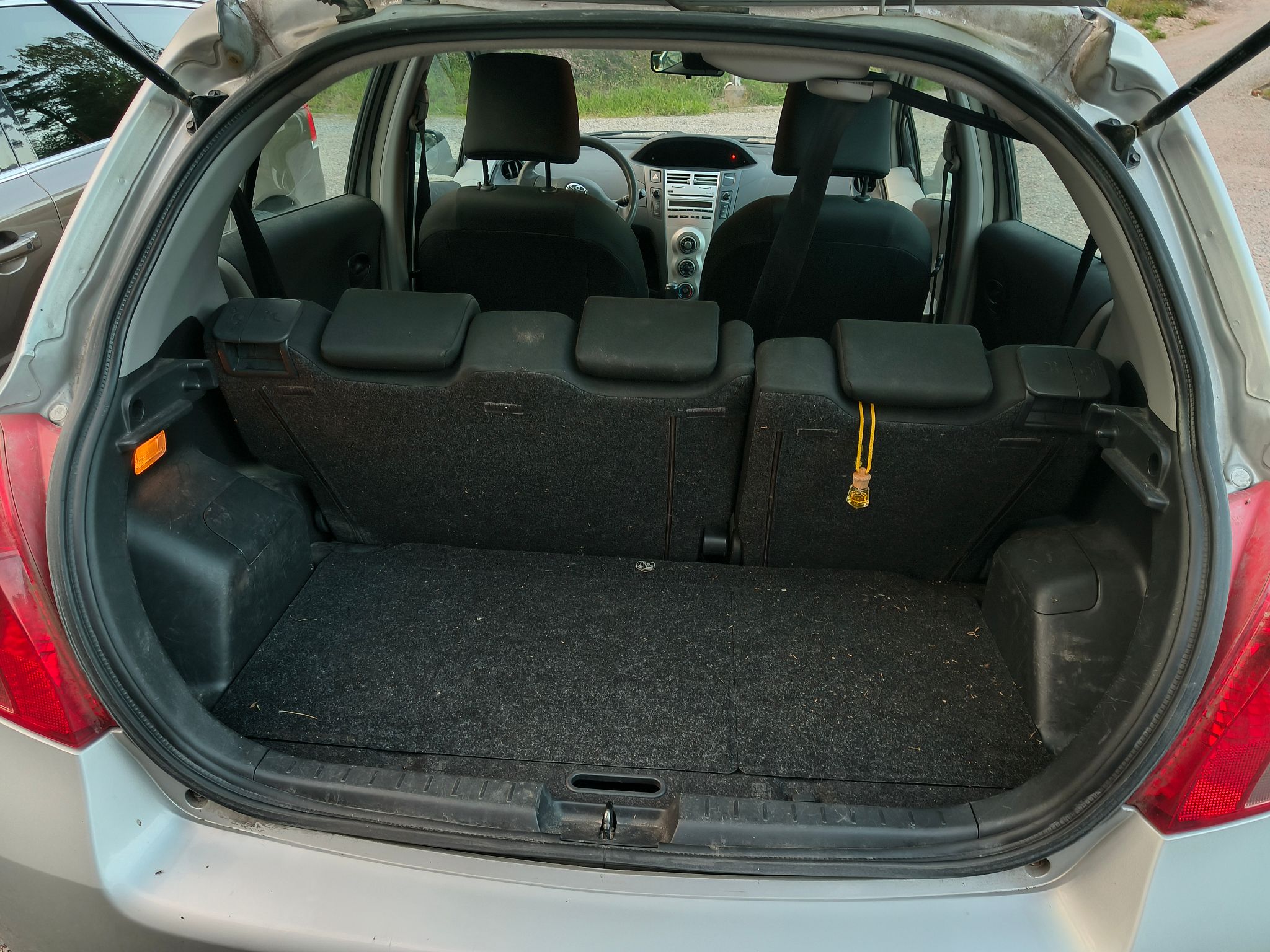 Image 7/15
