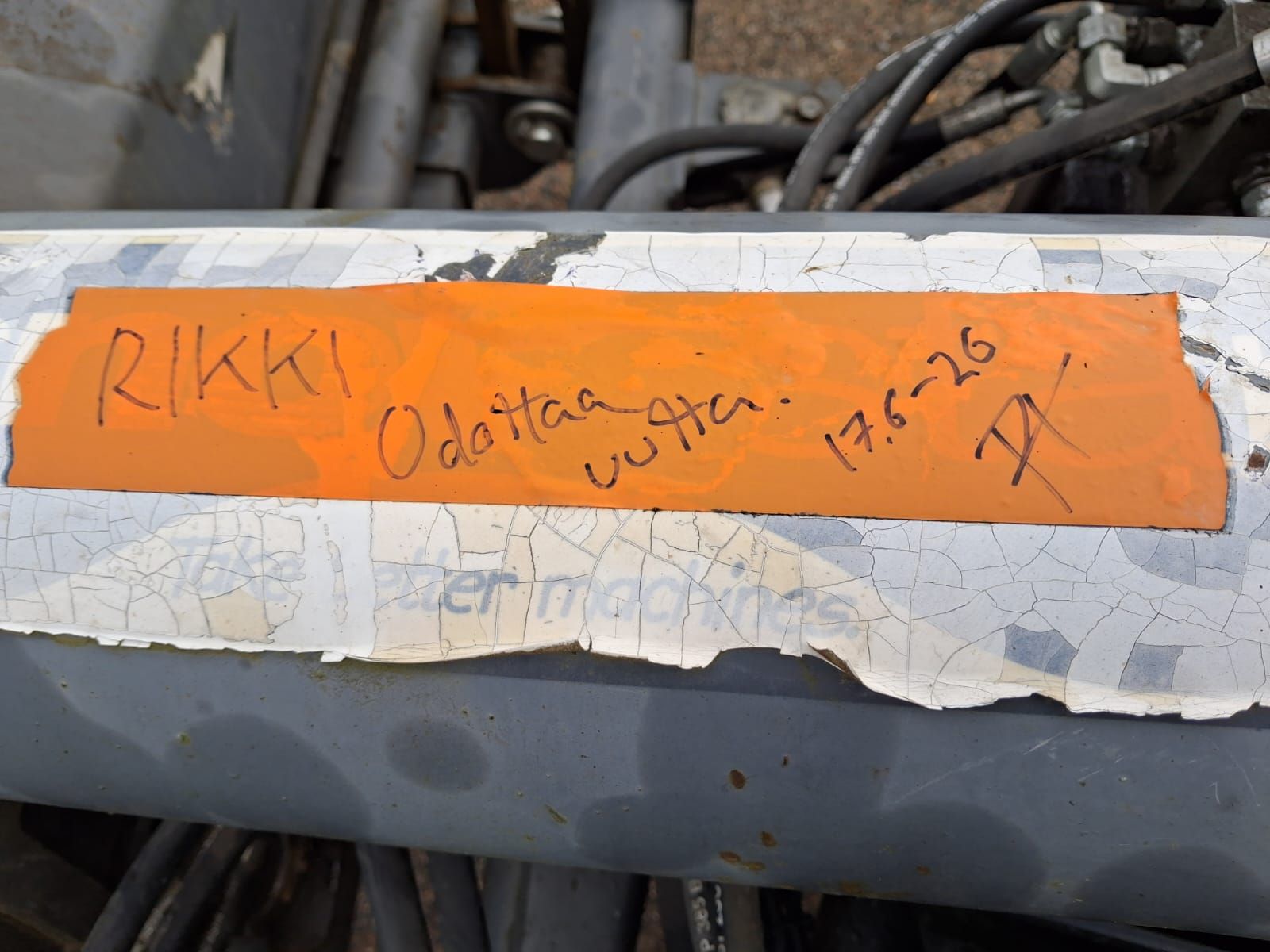 Image 8/8