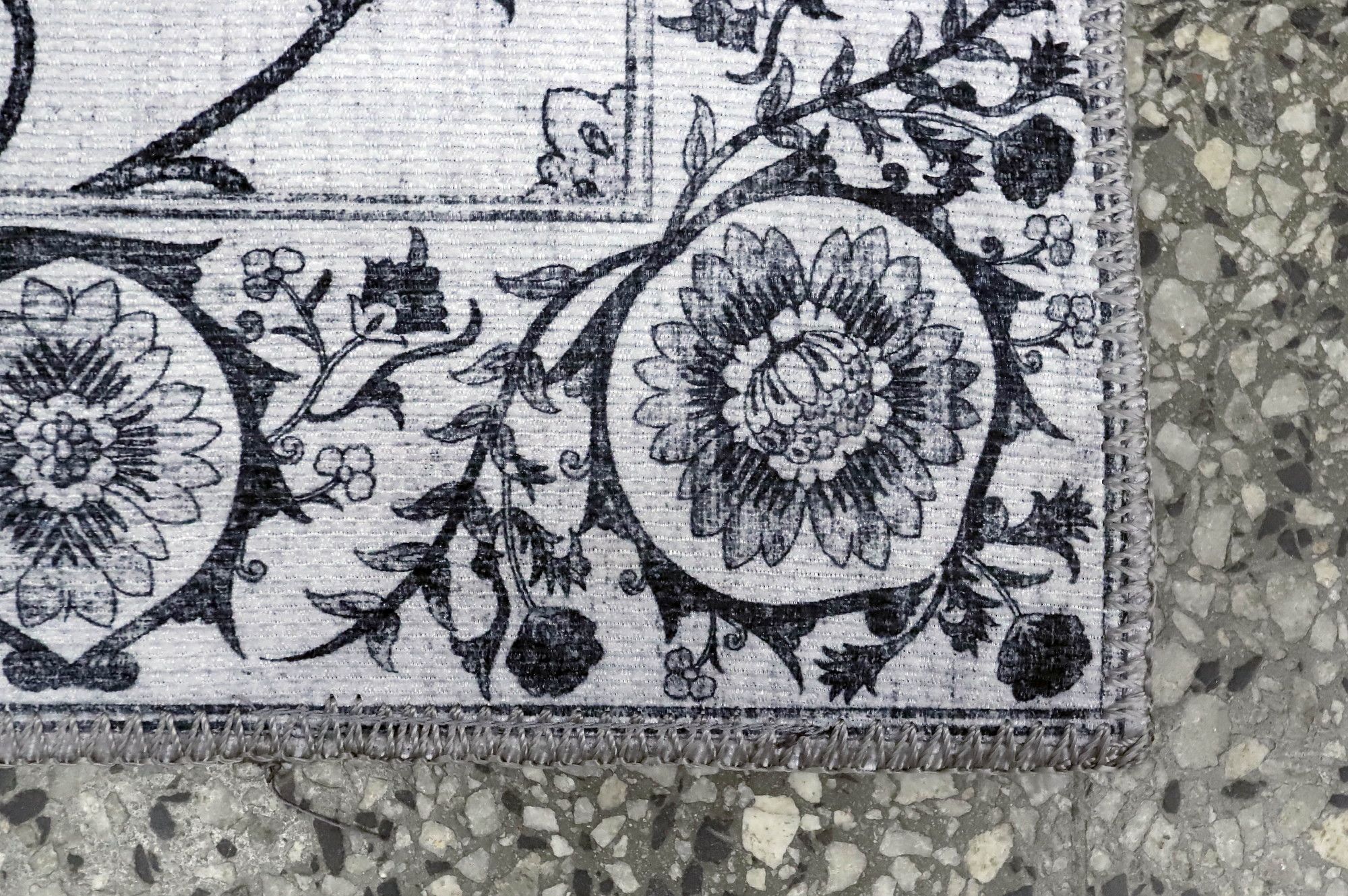 Image 5/8