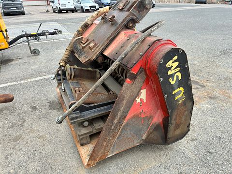 Image 2/11
