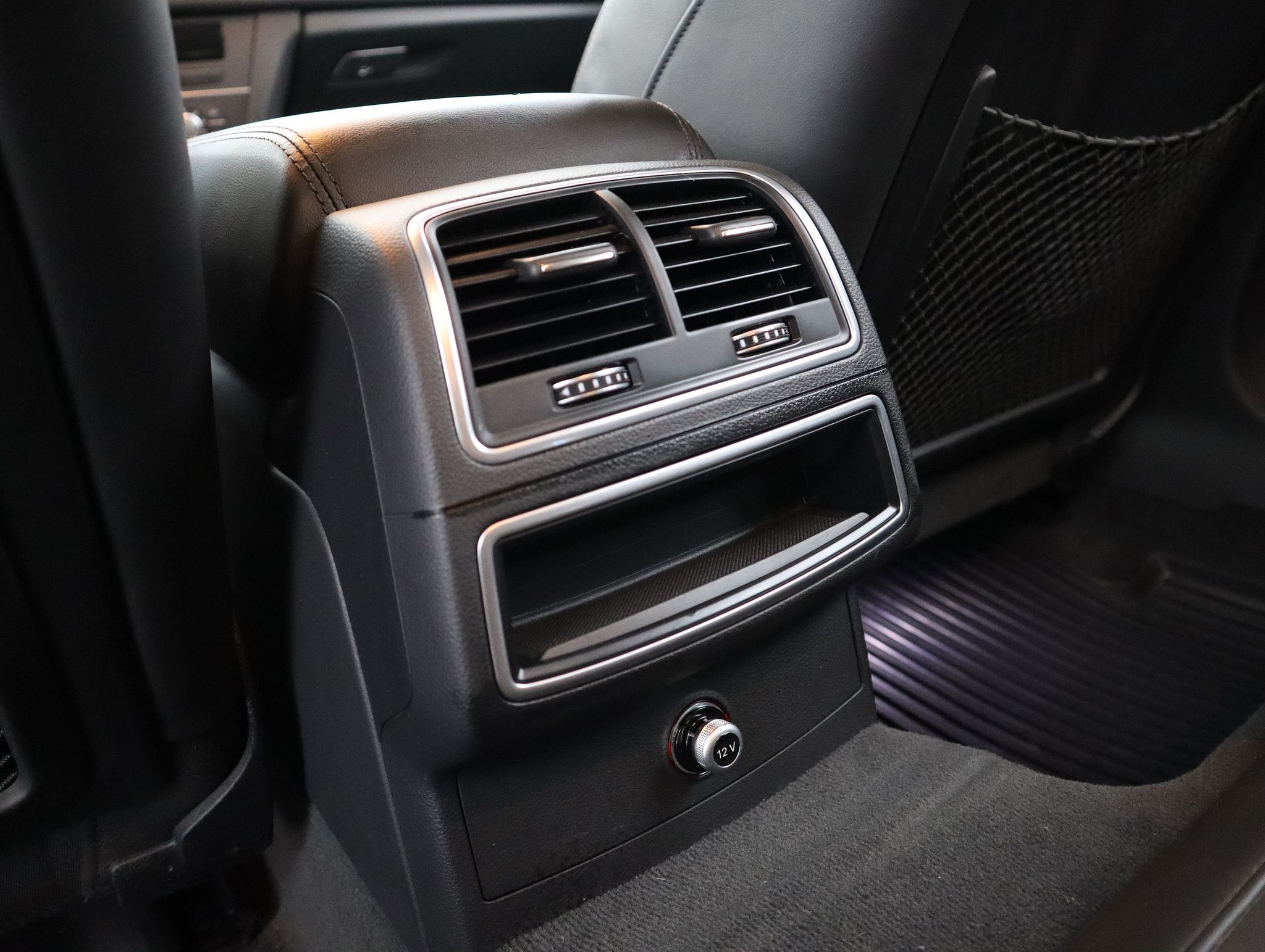 Image 18/44
