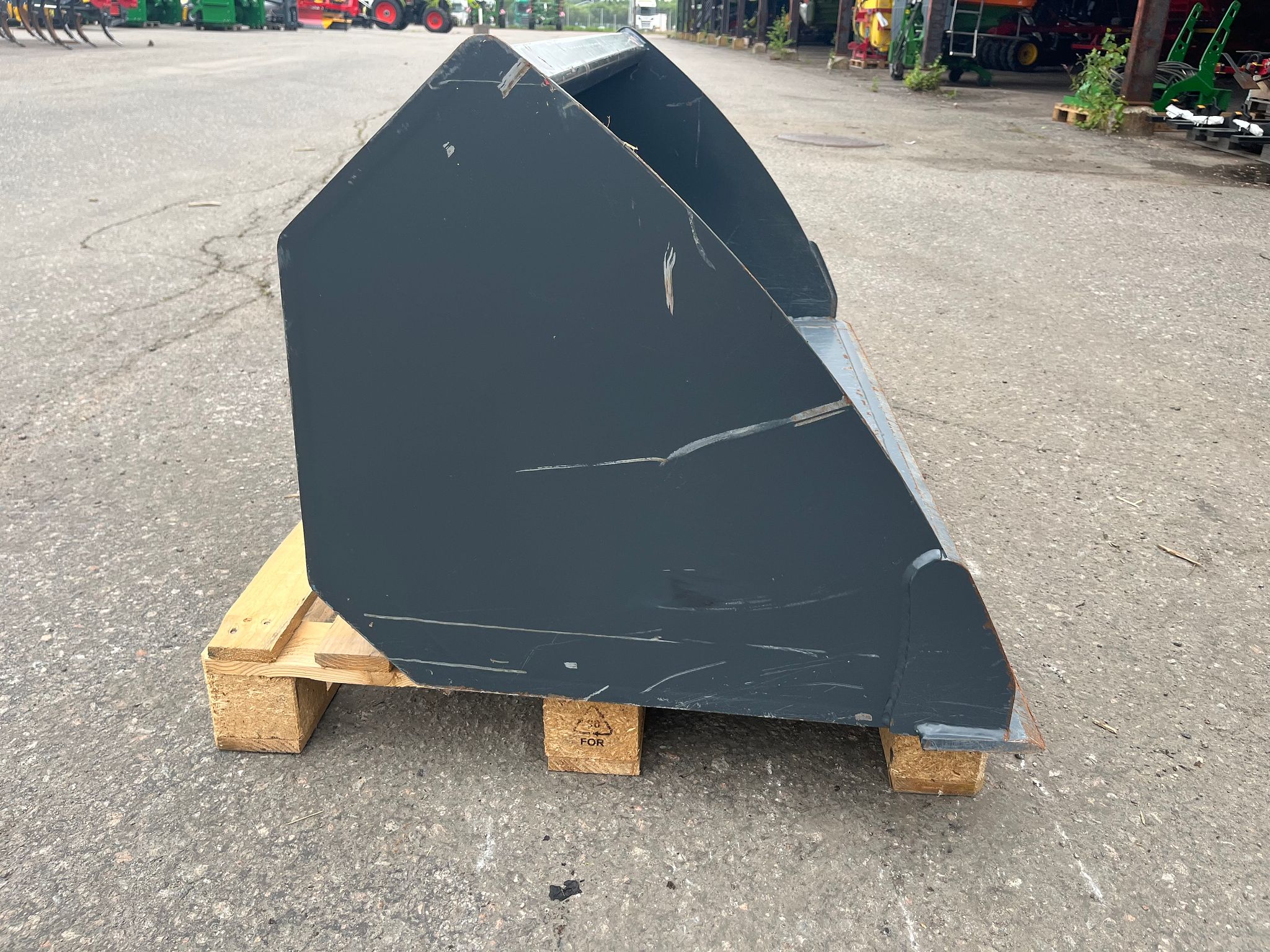 Image 5/6