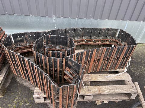 Image 3/4