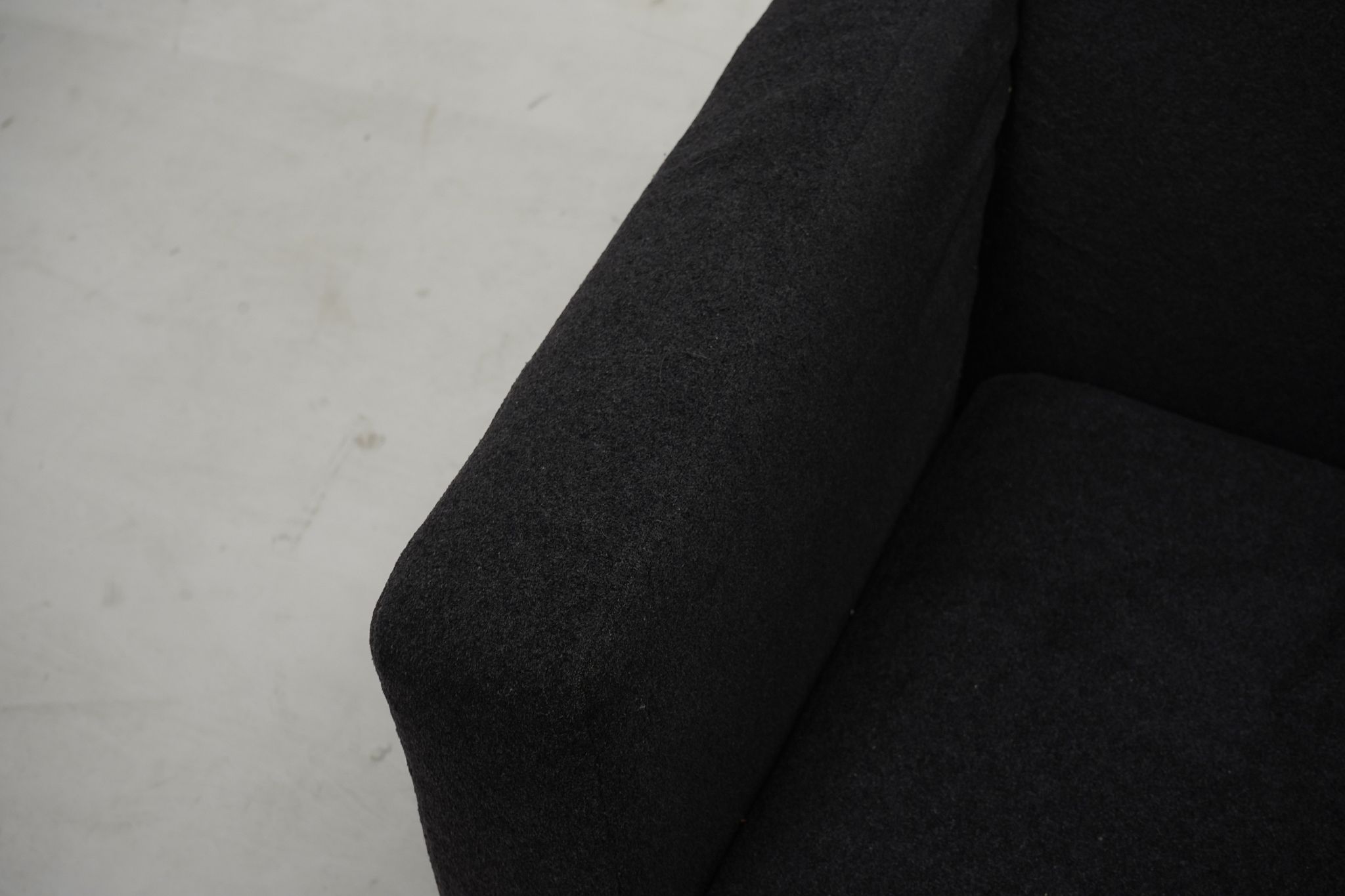 Image 6/9