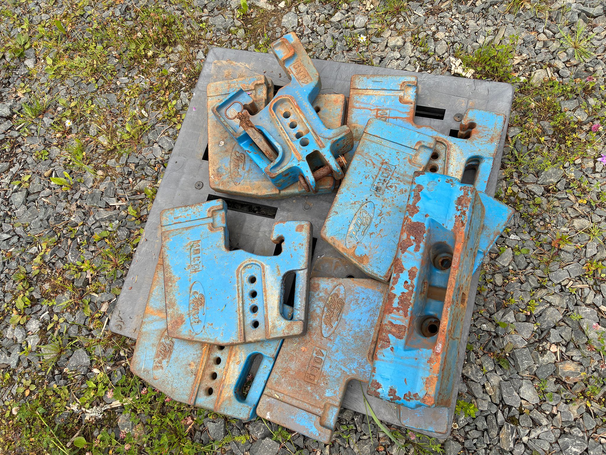 Image 4/4