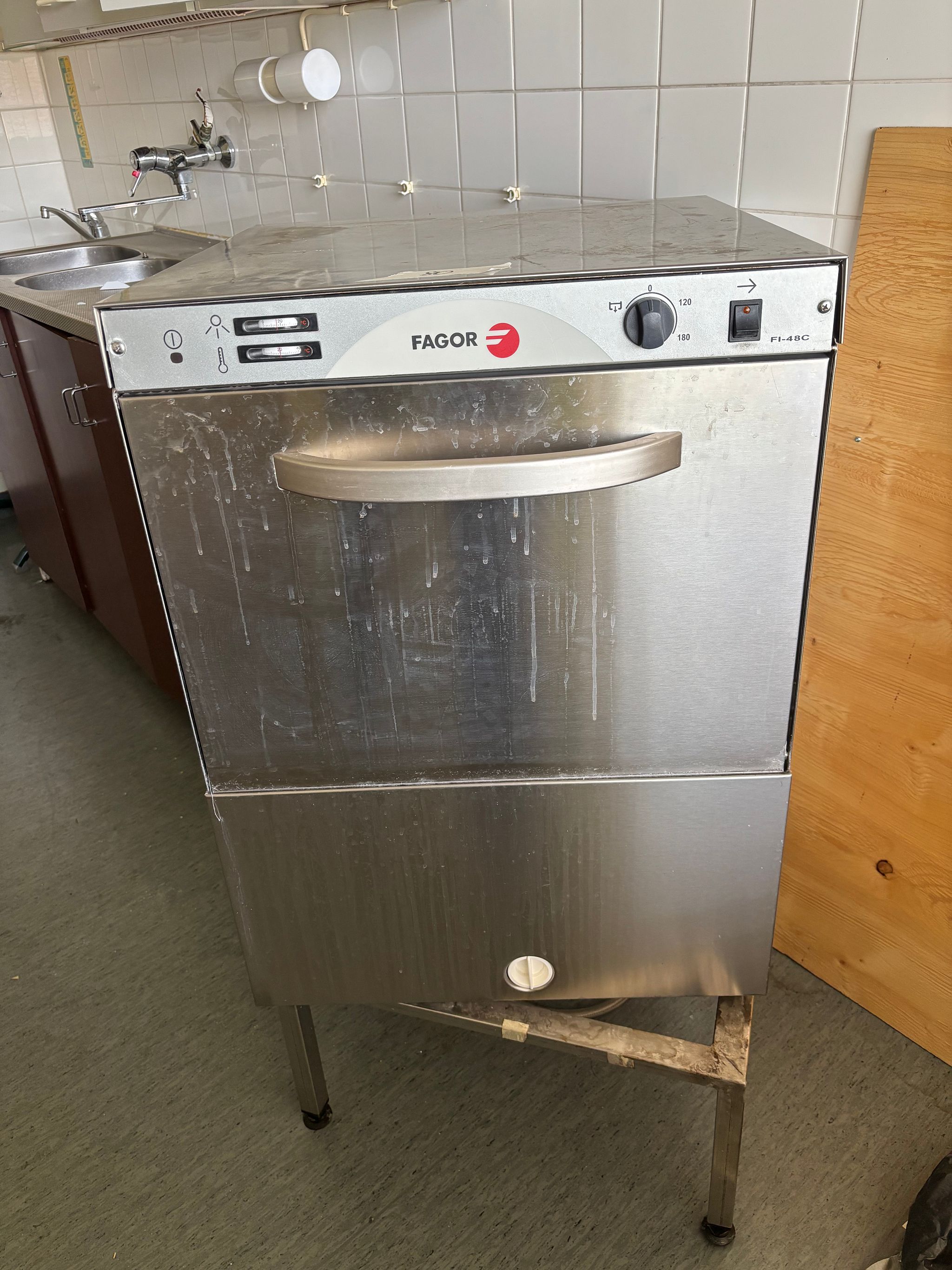 Image 1/1